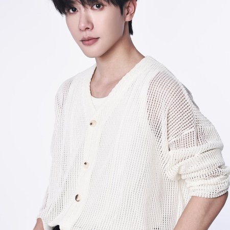 Qi Yue Bang Ding Hei Yue Guang